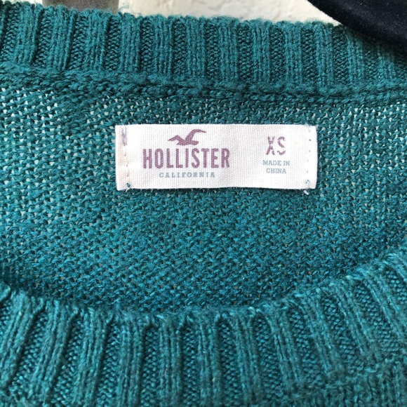 Hollister Kissing Penguin Green Sweater XS - Picture 3 of 3